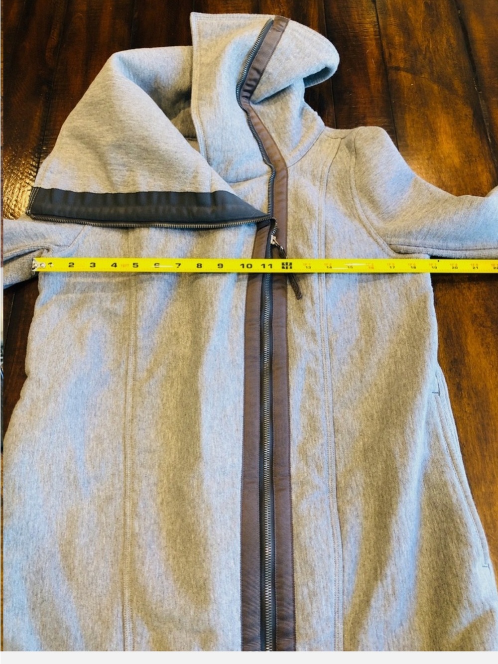 Lululemon Virasana Blanket Wrap Gray Women Size 8 Jacket Coat - Picture 14 of 16